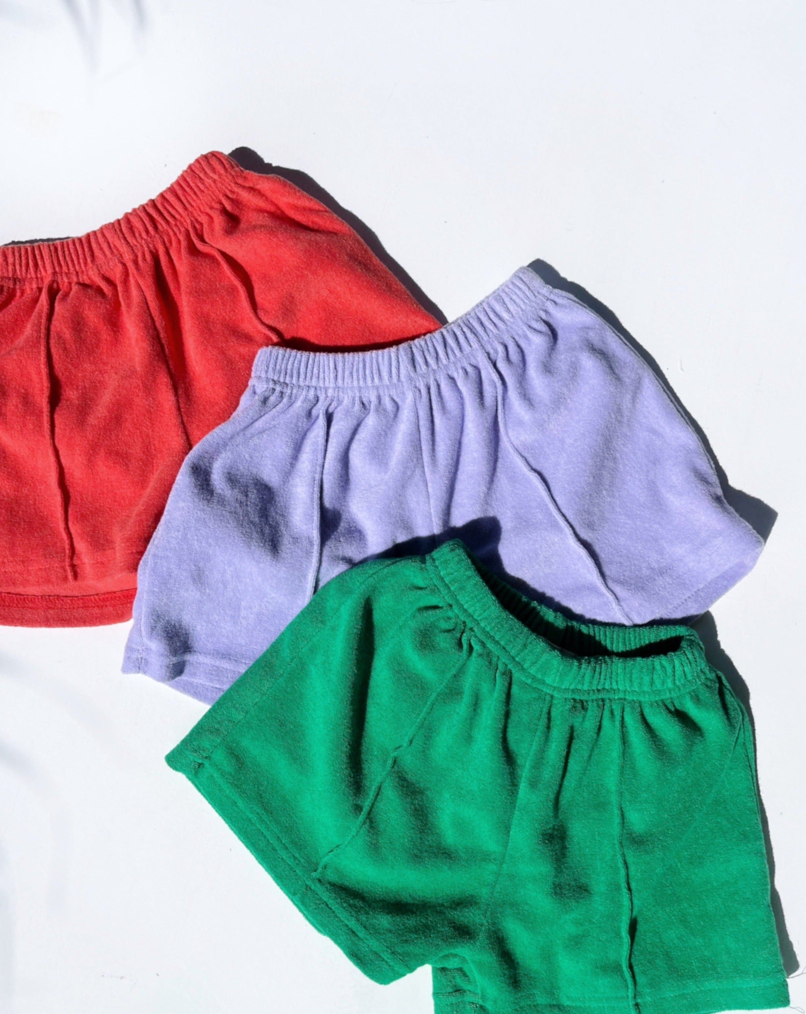 tiki terry short | parrot green