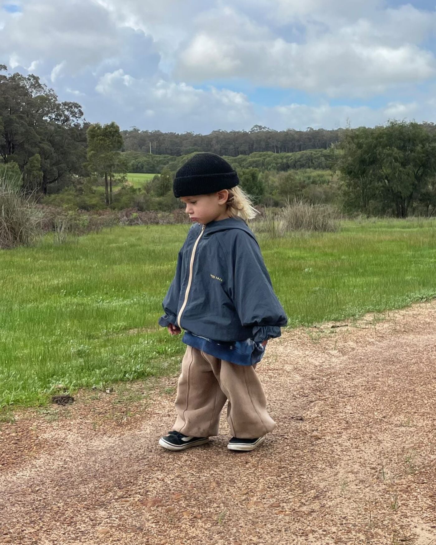 kaze windbreaker | dusk