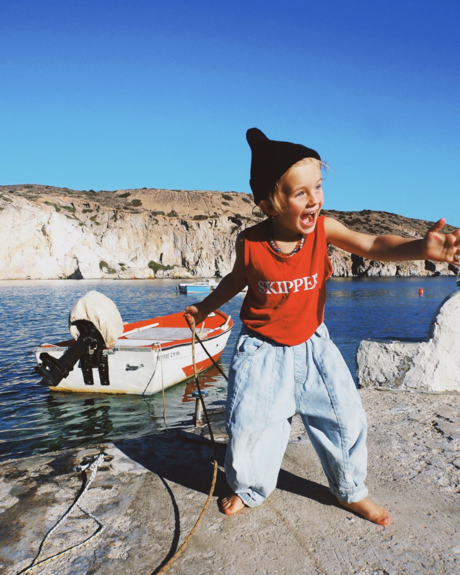 skipper singlet | chilli