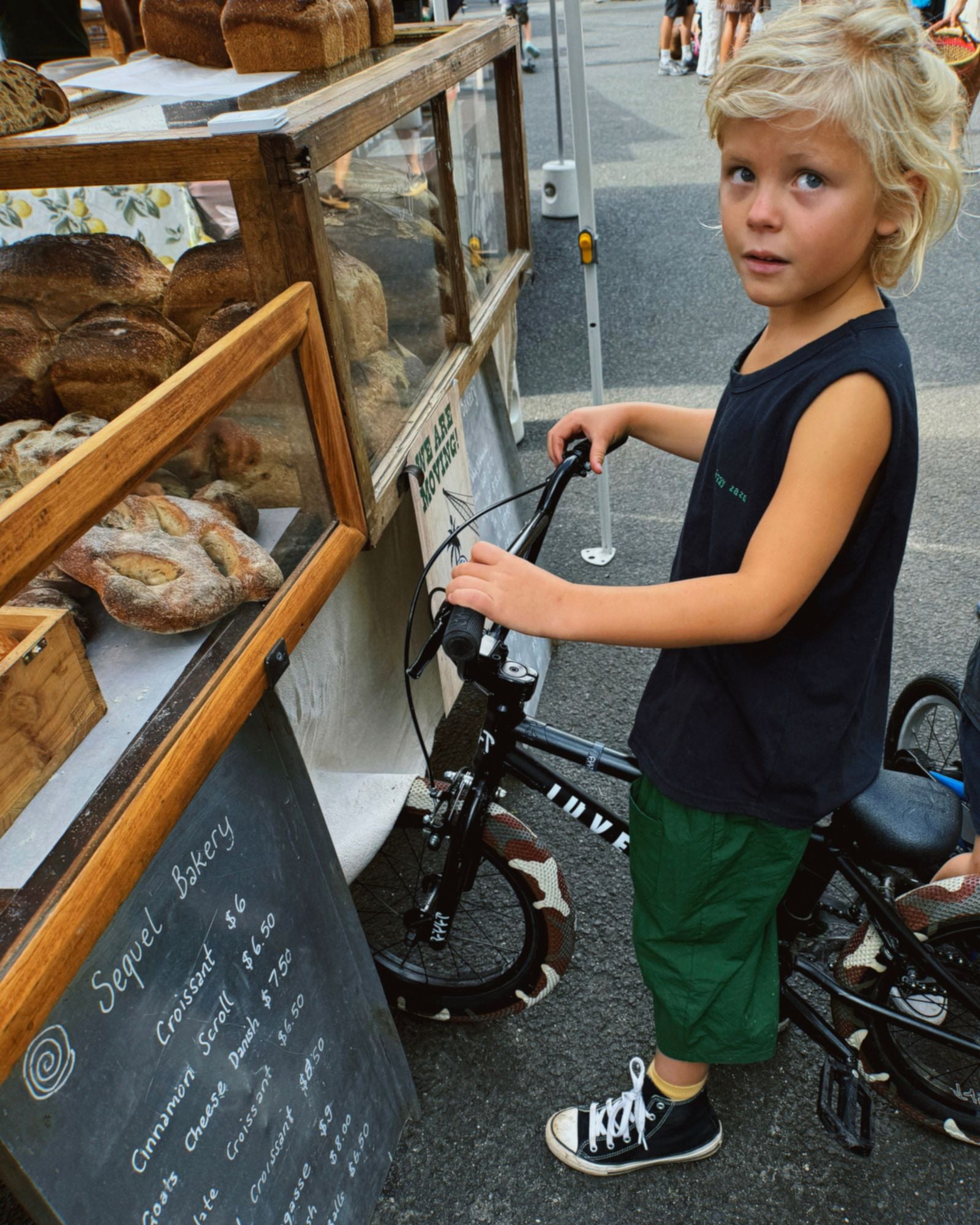 neko short | forest green