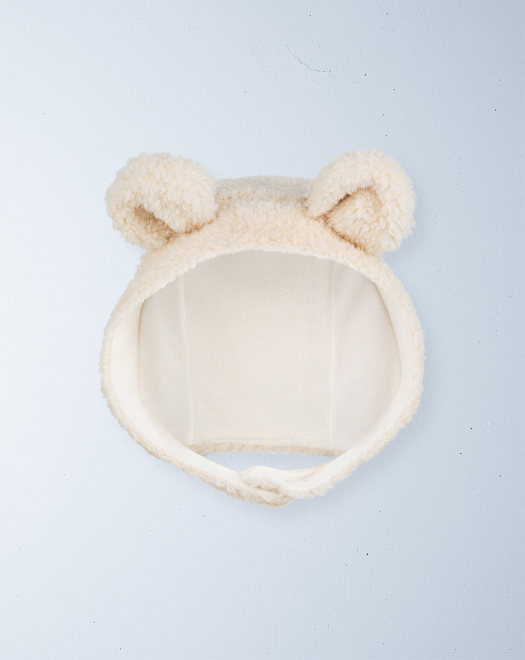 bear hat | milk
