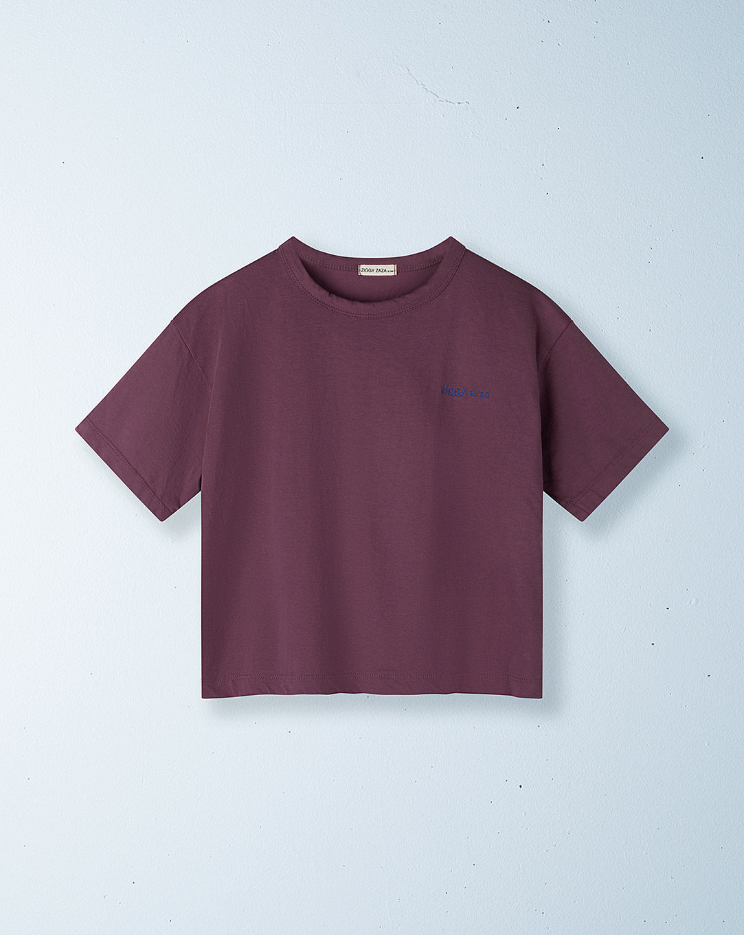 base tee | grape