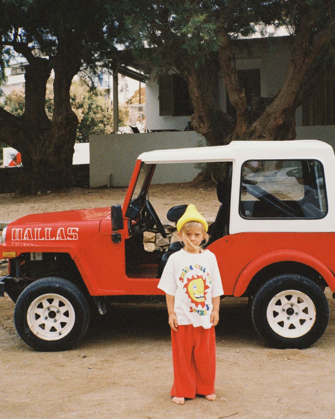 smile at the sun tee | white – ZIGGY ZAZA