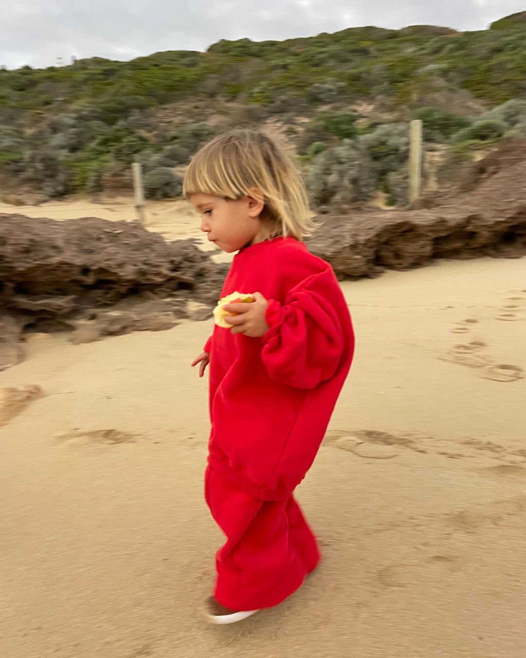 rocky pullover | racer red