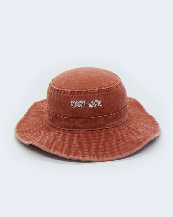 scout hat | tomato