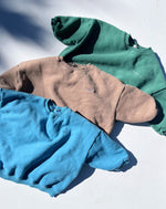 Load image into Gallery viewer, rocky pullover | pine green
