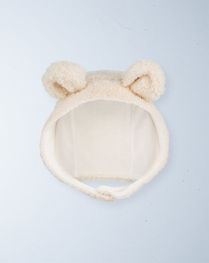 bear hat | milk