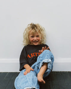 artist tee | racer red
