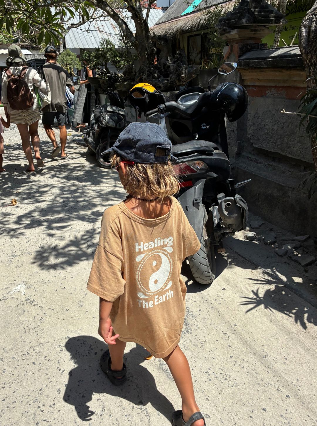 keep earth around tee | monkey