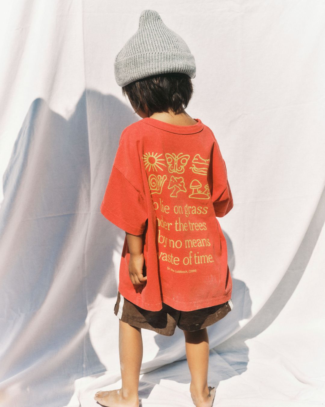 under the trees tee | chilli