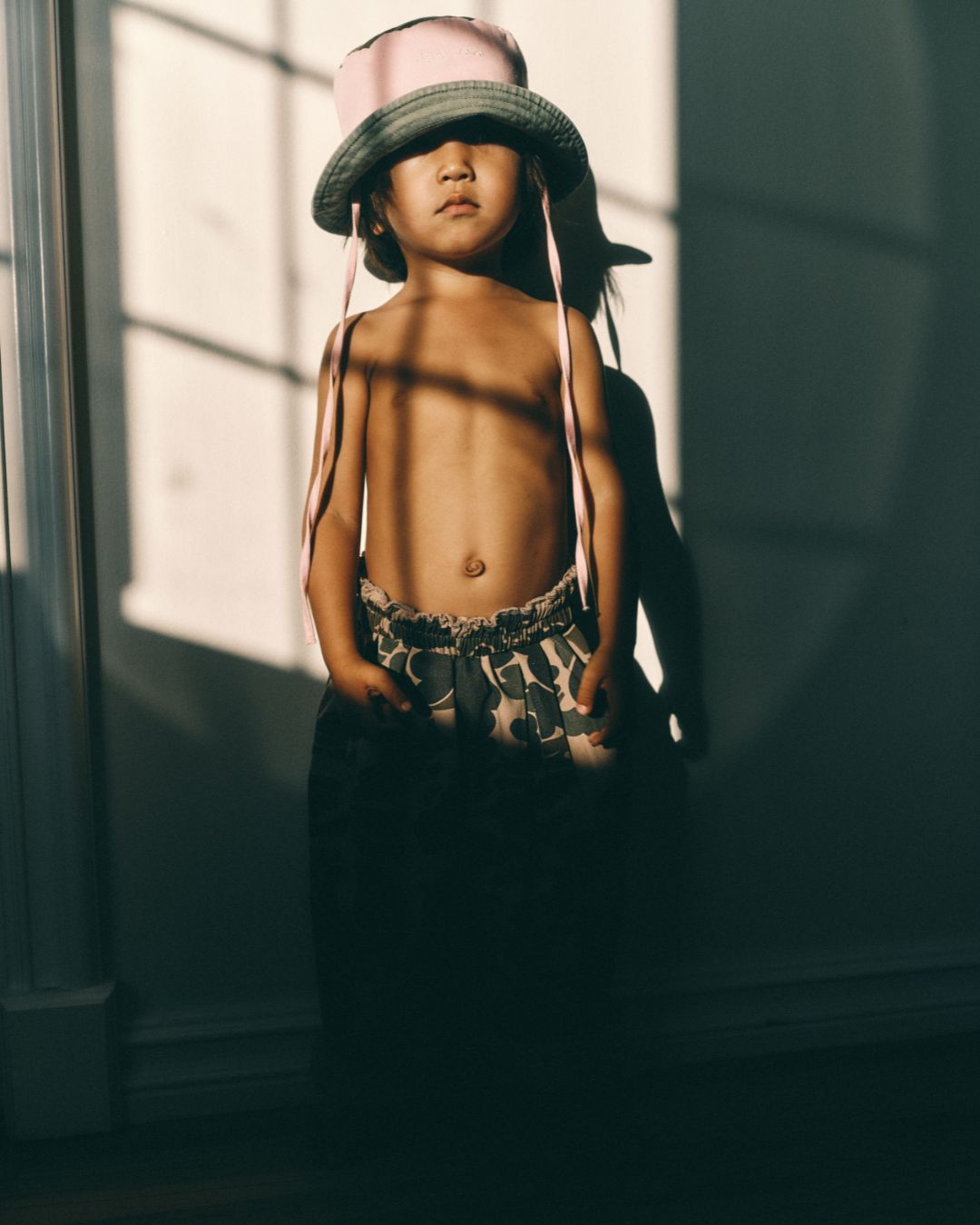 lala bucket hat | peony / lizard