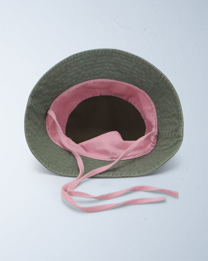 lala bucket hat | peony / lizard